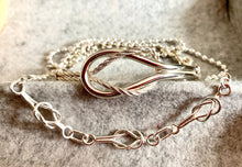 Load image into Gallery viewer, Sterling Silver Knot Link Chain Necklace.