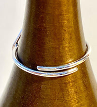 Load image into Gallery viewer, Open Heart adjustable Sterling Silver Ring.
