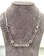 Load image into Gallery viewer, Sterling Silver Oval &amp; Round Link Chain Necklace.
