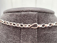 Load image into Gallery viewer, Sterling Silver Oval &amp; Round Link Chain Necklace.
