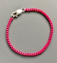 Load image into Gallery viewer, Fucshia Pink Enamelled Box Chain Bracelet
